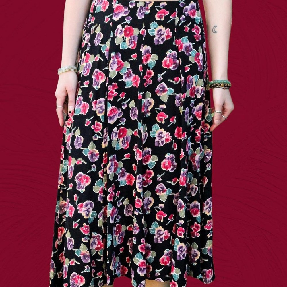 Vintage Floral Skirt - Picture 4 of 4